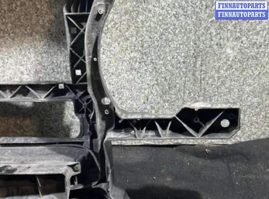 купить Передняя панель крепления облицовки (телевизор) на VOLKSWAGEN Golf 5