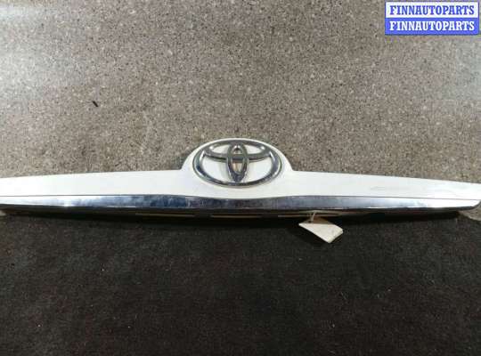 купить накладка подсветки номера на TOYOTA Verso