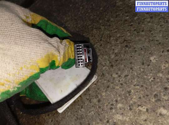 купить Зеркало наружное левое на SKODA Octavia 2 (A5)