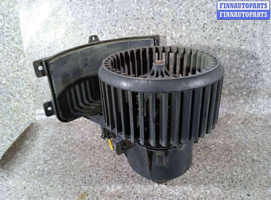 Мотор отопителя на Volkswagen Transporter T5