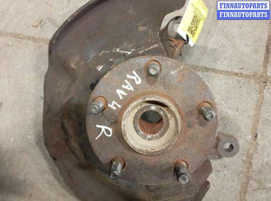 Ступица передняя правая TT965987 на TOYOTA RAV4 2  (XA20)