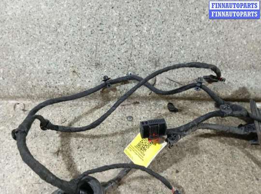 купить Проводка двери передней правой на VOLKSWAGEN PASSAT B6