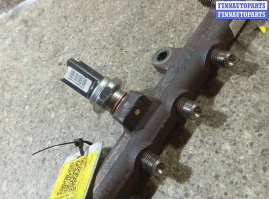 Рампа (рейка) топливная на Renault Megane II