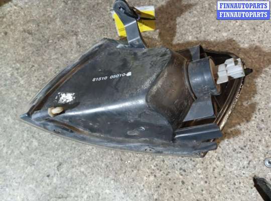 купить поворотник правый на TOYOTA Carina E T190