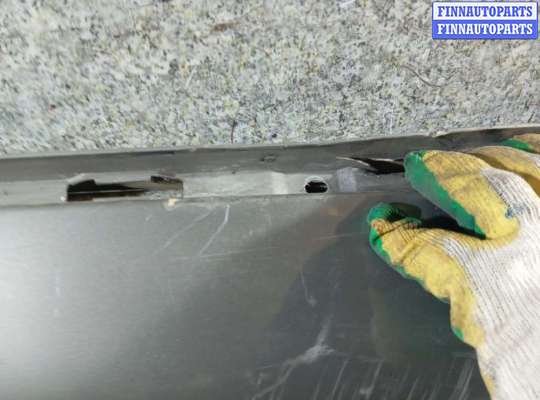 купить Накладка на порог наружная левая на Mercedes S W140