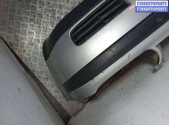 Бампер передний на Volkswagen Golf IV (1J)