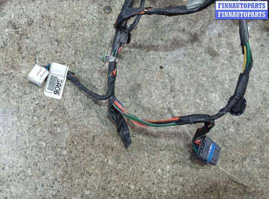 купить Проводка двери передней правой на KIA CEED