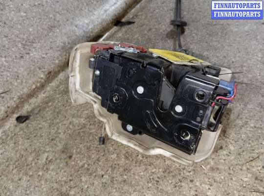 купить замок двери передней левой на VOLKSWAGEN Jetta 5