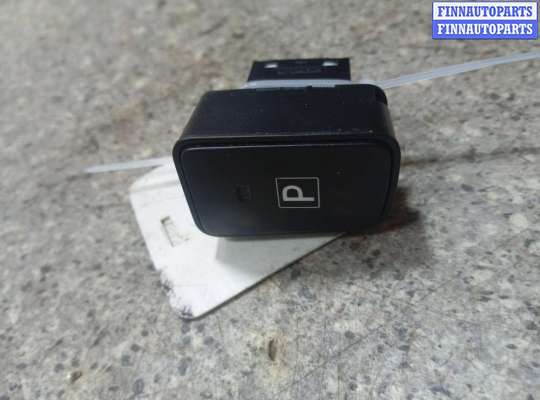 Кнопка ручного тормоза (ручника) TT972130 на TOYOTA Auris 2