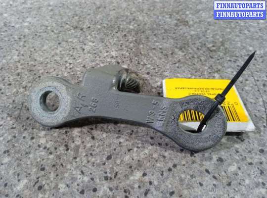 Петля двери на Opel Vectra C