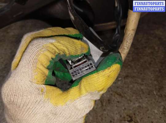 купить Зеркало наружное правое на VOLKSWAGEN Jetta 5