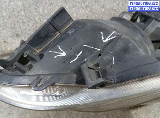 купить Фара левая на TOYOTA Prius 3