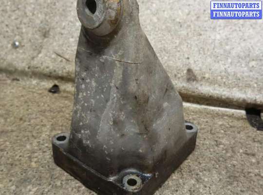 купить КРОНШТЕЙН ДВИГАТЕЛЯ на Mercedes C W203