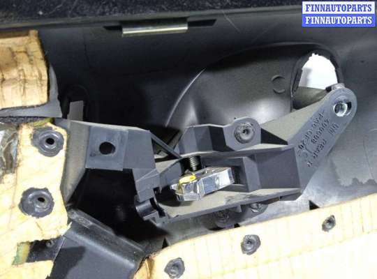 купить Ручка внутренняя задняя правая на OPEL Zafira (A)