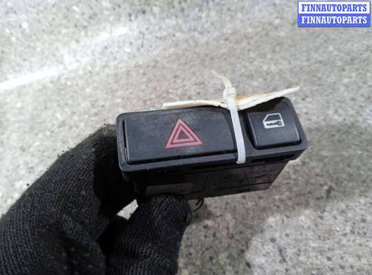 купить Кнопка аварийной сигнализации на BMW 3 E46