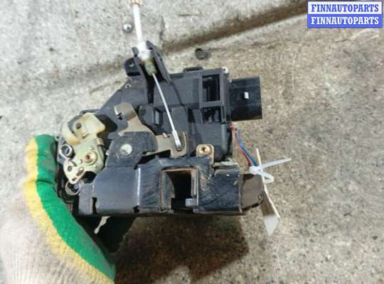купить замок двери передней левой на AUDI A6 4B/C5