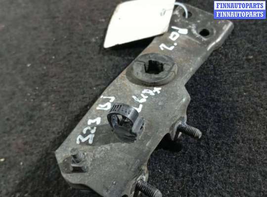 купить КРОНШТЕЙН РАДИАТОРА на MAZDA 323 BJ