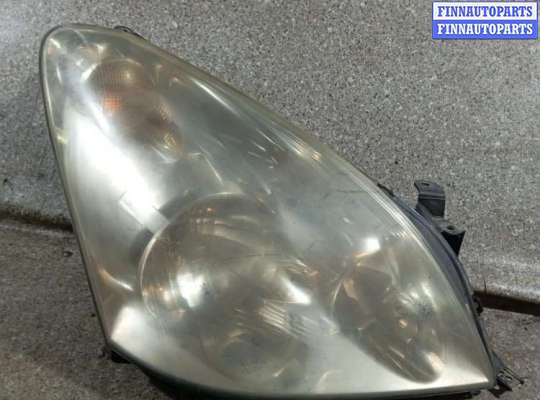 купить Фара правая на TOYOTA COROLLA VERSO
