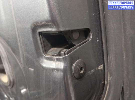 Замок боковой двери на Volkswagen Jetta V (1K)