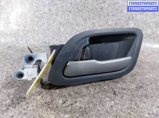 купить Ручка внутренняя передняя левая на HONDA FR-V