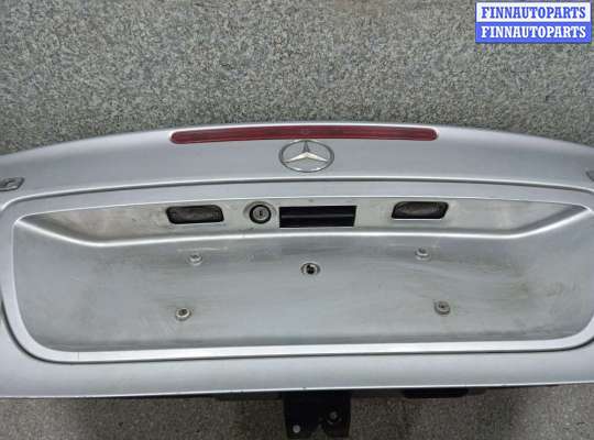 накладка подсветки номера MB1657716 на Mercedes C W203
