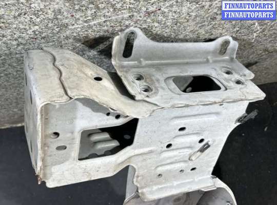 Лонжерон кузовной на Toyota Prius III