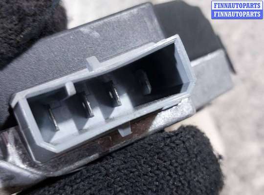 Резистор (сопротивление) отопителя на Opel Vectra C