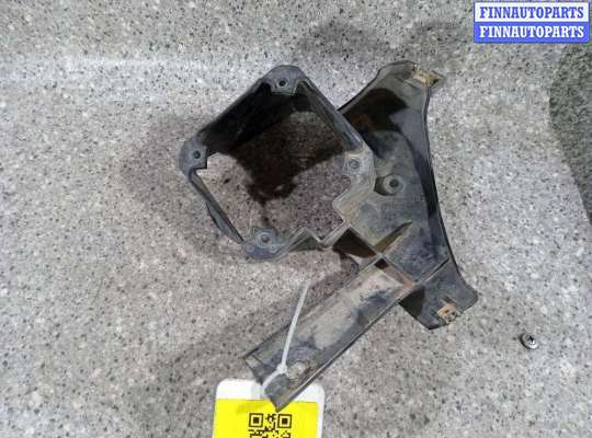 купить Рамка фары противотуманной левой на CITROEN Xsara Picasso