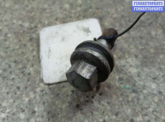 Болт колесный (гайка)