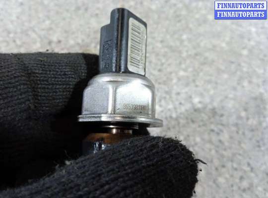 купить Топливная рампа на FORD Focus 2
