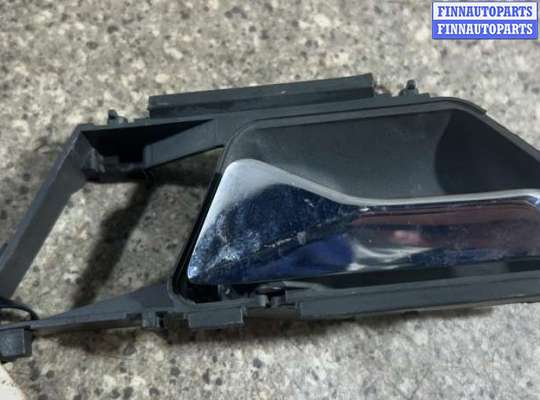 Ручка внутренняя задняя левая MB1577342 на Mercedes E W124 [2-й рестайлинг]