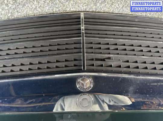 Капот на Mercedes-Benz E (W124)
