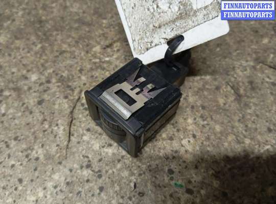 купить Кнопка (выключатель) на VOLKSWAGEN PASSAT B6