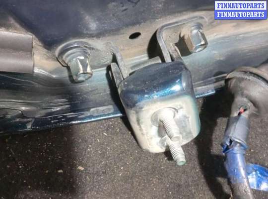 купить Петля двери задней правой на TOYOTA Carina E