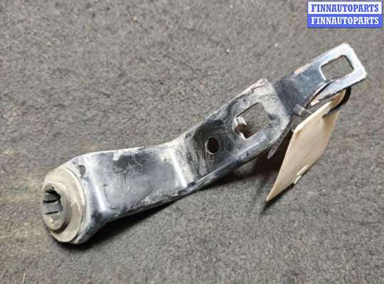 купить КРОНШТЕЙН РАДИАТОРА на TOYOTA Prius 3