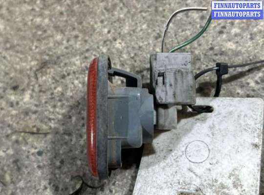 купить повторитель поворота на крыле правый на TOYOTA Carina E T190