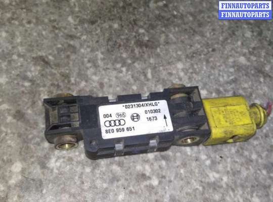 Датчик удара (Airbag) на Audi A4 (8E/8H, B6)