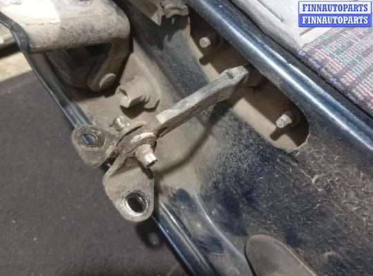 Ограничитель двери на Toyota Carina E T19