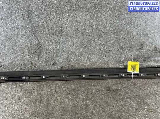 купить молдинг двери передней левой на AUDI A6 4B/C5