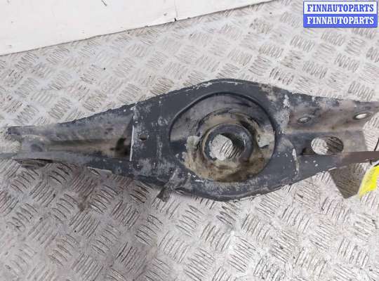 купить Рычаг задний правый на PEUGEOT 406
