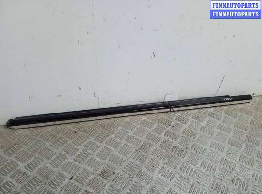 молдинг двери передней левой MB1374560 на Mercedes S W220