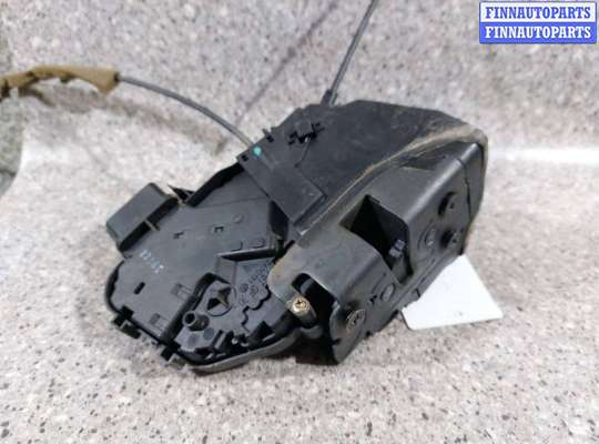 Замок боковой двери на Mazda 3 I (BK)