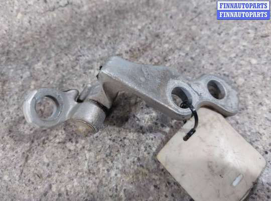 купить петля двери передней правой на FORD Focus 2