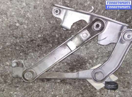 Петля капота правая MB1374615 на Mercedes-Benz S W220