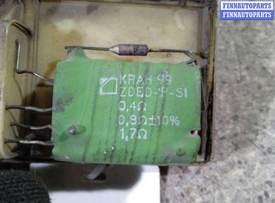 Резистор (сопротивление) отопителя на Volkswagen Passat B3 (35i)