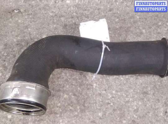 Патрубок интеркулера VG864117 на VOLKSWAGEN PASSAT B6