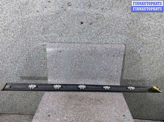 купить молдинг двери передней правой на Mercedes C W203