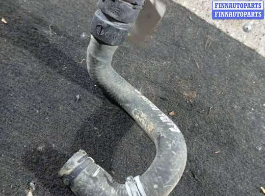 Патрубок отопителя (печки) OP1769506 на OPEL CORSA D