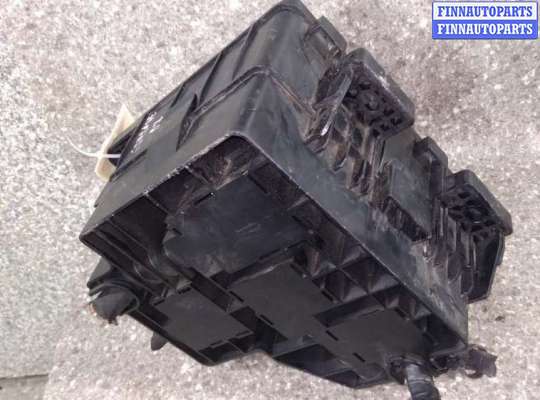 купить Блок предохранителей на HYUNDAI Santa Fe 2 поколение