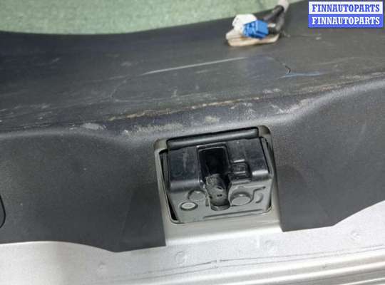 ЗАМОК БАГАЖНИКА TT937158 на TOYOTA Auris